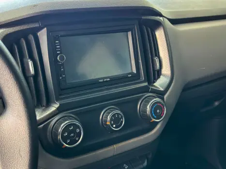 CHEVROLET S10 2.8 16V LS CABINE DUPLA 4X4 TURBO DIESEL, Foto 9