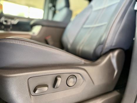 CHEVROLET Silverado 5.3 V8 1500 HIGH COUNTRY CABINE DUPLA 4X4 AUTOMTICO, Foto 13