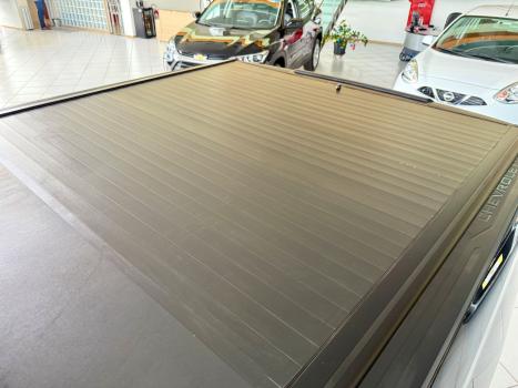 CHEVROLET Silverado 5.3 V8 1500 HIGH COUNTRY CABINE DUPLA 4X4 AUTOMTICO, Foto 20