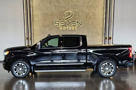 CHEVROLET Silverado 5.3 V8 1500 HIGH COUNTRY CABINE DUPLA 4X4 AUTOM�TICO, Foto 2