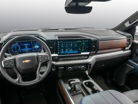 CHEVROLET Silverado 5.3 V8 1500 HIGH COUNTRY CABINE DUPLA 4X4 AUTOM�TICO, Foto 3