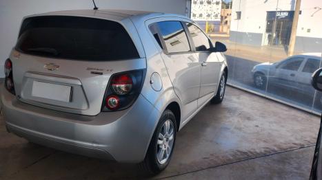 CHEVROLET Sonic Hatch 1.6 16V 4P LT FLEX, Foto 4