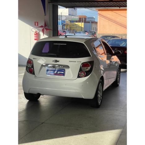 CHEVROLET Sonic Hatch 1.6 16V 4P LTZ FLEX AUTOM�TICO, Foto 6