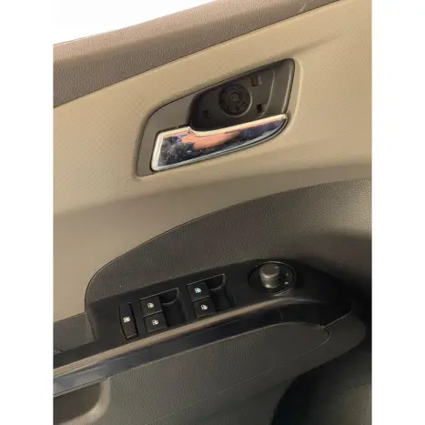 CHEVROLET Sonic Hatch 1.6 16V 4P LTZ FLEX AUTOM�TICO, Foto 10