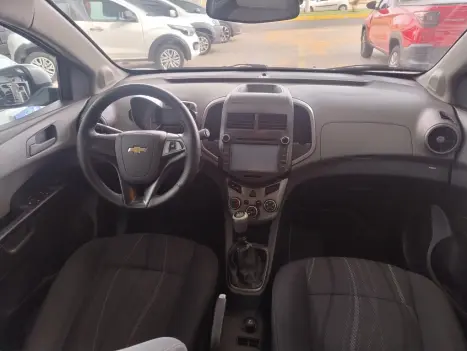 CHEVROLET Sonic Hatch 1.6 16V 4P LT FLEX, Foto 9