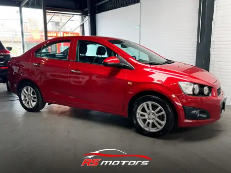 CHEVROLET Sonic Sedan 1.6 16V 4P LTZ FLEX AUTOMÁTICO, Foto 3 CHEVROLET Sonic Sedan 1.6 16V 4P LTZ FLEX AUTOMÁTICO, Foto 3