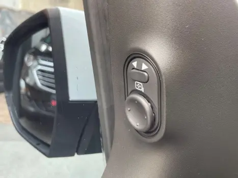 CHEVROLET Spin 1.8 4P FLEX PREMIER 7 LUGARES AUTOMTICO, Foto 17