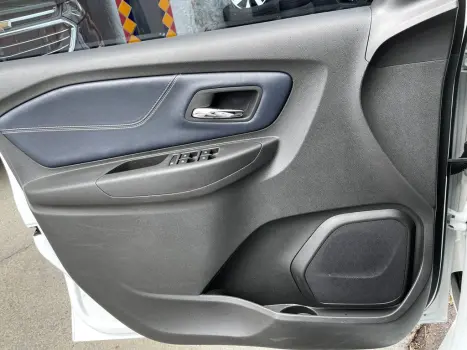 CHEVROLET Spin 1.8 4P FLEX PREMIER 7 LUGARES AUTOMTICO, Foto 19