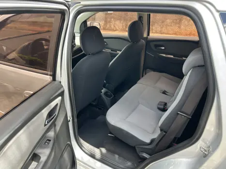 CHEVROLET Spin 1.8 4P FLEX LTZ 7 LUGARES AUTOM�TICO, Foto 11