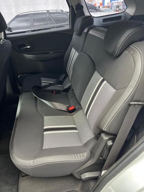 CHEVROLET Spin 1.8 4P FLEX ACTIV5 AUTOM�TICO, Foto 8