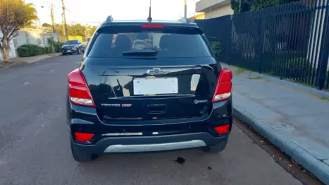 CHEVROLET Tracker 1.4 16V 4P FLEX MIDNIGHT TURBO AUTOMÁTICO, Foto 4 CHEVROLET Tracker 1.4 16V 4P FLEX MIDNIGHT TURBO AUTOMÁTICO, Foto 4