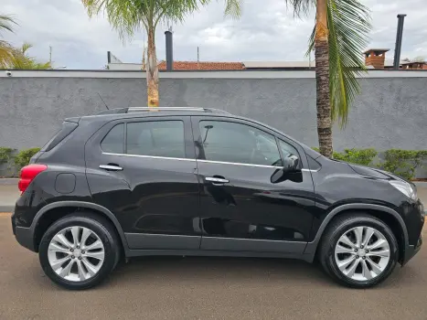 CHEVROLET Tracker 1.4 16V 4P FLEX LTZ TURBO AUTOMÁTICO, Foto 6 CHEVROLET Tracker 1.4 16V 4P FLEX LTZ TURBO AUTOMÁTICO, Foto 6