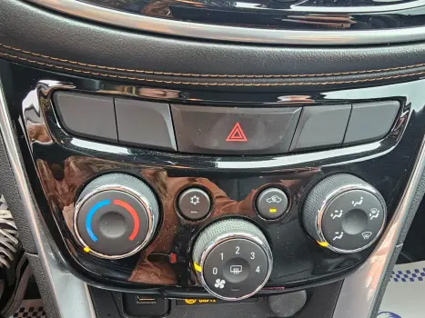 CHEVROLET Tracker 1.4 16V 4P FLEX LTZ TURBO AUTOMÁTICO, Foto 13 CHEVROLET Tracker 1.4 16V 4P FLEX LTZ TURBO AUTOMÁTICO, Foto 13