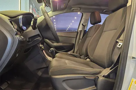 CHEVROLET Tracker 1.4 16V 4P FLEX LT TURBO AUTOM�TICO, Foto 17