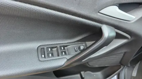 CHEVROLET Tracker 1.0 12V 4P FLEX TURBO LTZ AUTOM�TICO, Foto 11