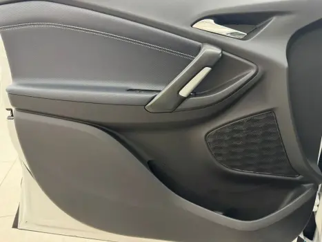 CHEVROLET Tracker 1.2 12V 4P FLEX TURBO PREMIER AUTOM�TICO, Foto 9