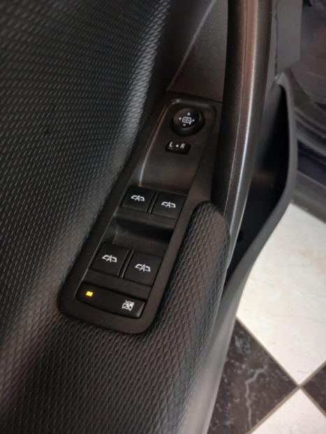 CHEVROLET Tracker 1.0 12V 4P FLEX TURBO LT AUTOM�TICO, Foto 9