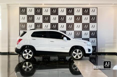 CHEVROLET Tracker 1.8 16V 4P FLEX LTZ AUTOM�TICO, Foto 4