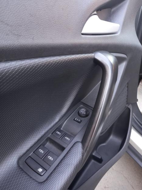 CHEVROLET Tracker 1.0 12V 4P FLEX TURBO AUTOM�TICO, Foto 15