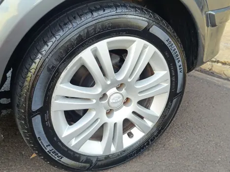 CHEVROLET Vectra Hatch 2.0 4P FLEX GT AUTOM�TICO, Foto 14