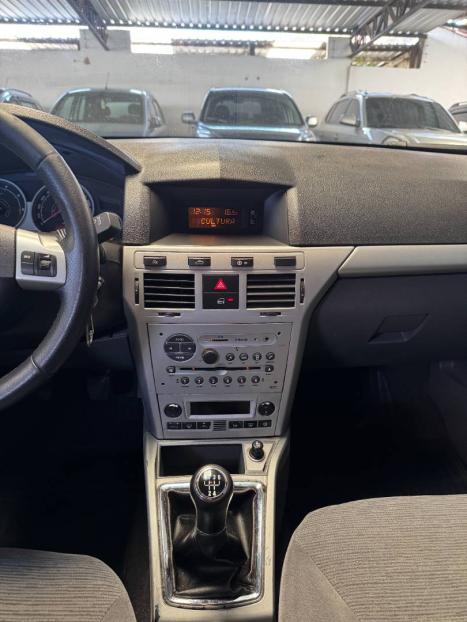 CHEVROLET Vectra Hatch 2.0 4P FLEX GT, Foto 11