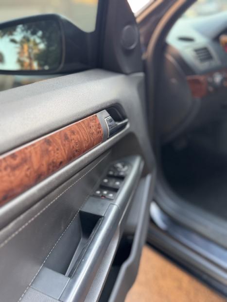 CHEVROLET Vectra Sedan 2.0 4P ELITE AUTOMÁTICO, Foto 7 CHEVROLET Vectra Sedan 2.0 4P ELITE AUTOMÁTICO, Foto 7