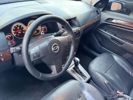 CHEVROLET Vectra Sedan 2.0 4P ELITE AUTOMÁTICO, Foto 8 CHEVROLET Vectra Sedan 2.0 4P ELITE AUTOMÁTICO, Foto 8