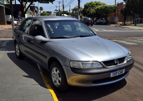 CHEVROLET Vectra Sedan 2.0 4P GLS, Foto 6