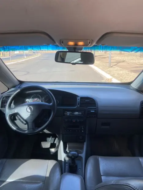 CHEVROLET Zafira 2.0 4P ELITE FLEX 7 LUGARES AUTOMÁTICO, Foto 9 CHEVROLET Zafira 2.0 4P ELITE FLEX 7 LUGARES AUTOMÁTICO, Foto 9