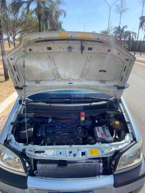 CHEVROLET Zafira 2.0 4P ELITE FLEX 7 LUGARES AUTOMÁTICO, Foto 10 CHEVROLET Zafira 2.0 4P ELITE FLEX 7 LUGARES AUTOMÁTICO, Foto 10