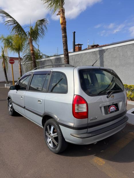 CHEVROLET Zafira 2.0 4P ELITE FLEX 7 LUGARES AUTOMTICO, Foto 3