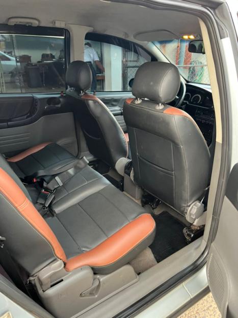 CHEVROLET Zafira 2.0 4P FLEX COMFORT, Foto 5