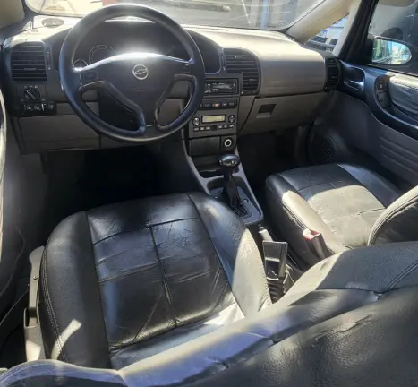 CHEVROLET Zafira 2.0 4P FLEX EXPRESSION 7 LUGARES AUTOM�TICO, Foto 8