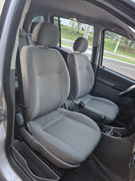 CHEVROLET Zafira 2.0 4P FLEX EXPRESSION 7 LUGARES AUTOM�TICO, Foto 5
