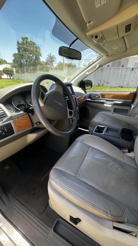 CHRYSLER Town & Country 3.8 V6 12V 4P LIMITED AUTOMTICO, Foto 12