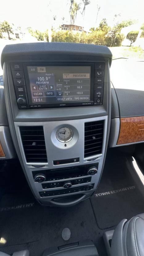 CHRYSLER Town & Country 3.8 V6 12V 4P LIMITED AUTOMTICO, Foto 13