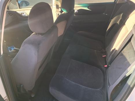 CITROEN C4 Sedan 2.0 16V 4P GLX PALLAS, Foto 4