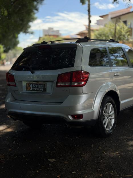 DODGE Journey 3.6 V6 24V 4P SXT AUTOM�TICO, Foto 10