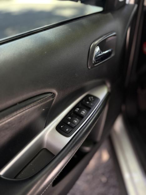 DODGE Journey 3.6 V6 24V 4P SXT AUTOM�TICO, Foto 14