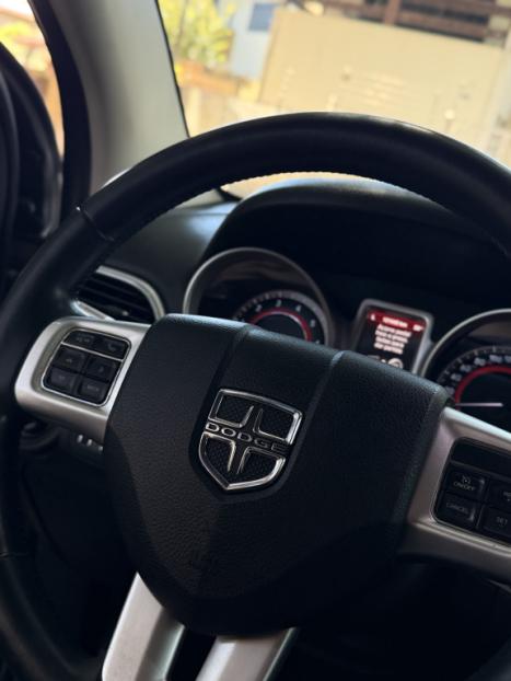 DODGE Journey 3.6 V6 24V 4P SXT AUTOM�TICO, Foto 15