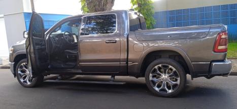 DODGE Ram 5.7 V8 32V 4P HEMI LARAMIE NIGHT EDITION 4X4 AUTOM�TICO, Foto 5