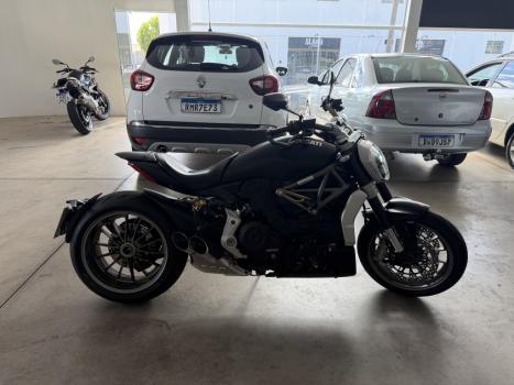 DUCATI X Diavel 1260 DARK, Foto 3