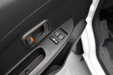 EFFA MOTORS ULC Furgo 1.3, Foto 9