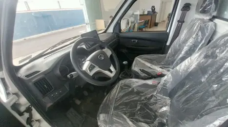 EFFA MOTORS V21 Cabine Simples 1.5 BA�, Foto 15
