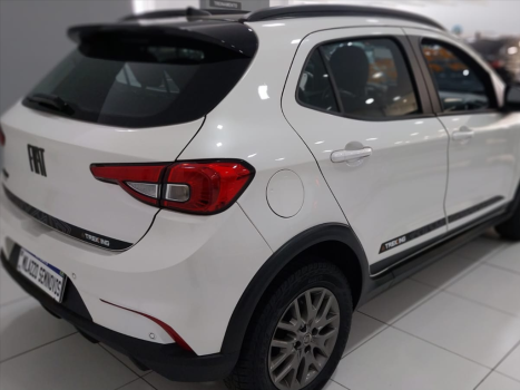 FIAT Argo 1.3 4P FIREFLY FLEX TREKKING, Foto 5 FIAT Argo 1.3 4P FIREFLY FLEX TREKKING, Foto 5