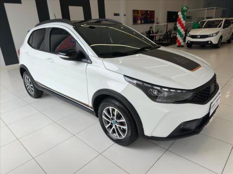 FIAT Argo 1.3 4P FLEX FIREFLY TREKKING AUTOMÁTICO CVT, Foto 1