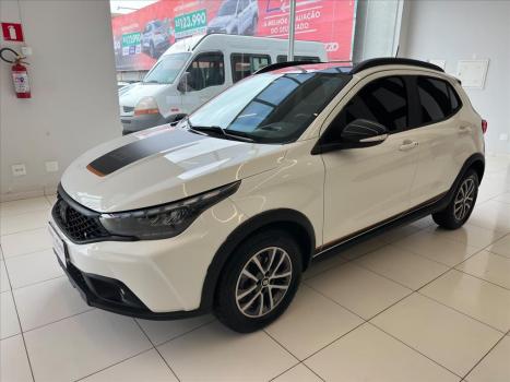 FIAT Argo 1.3 4P FLEX FIREFLY TREKKING AUTOMÁTICO CVT, Foto 3