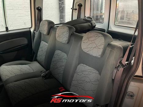 FIAT Doblo 1.4 4P FLEX ATTRACTIVE 7 LUGARES, Foto 14 FIAT Doblo 1.4 4P FLEX ATTRACTIVE 7 LUGARES, Foto 14
