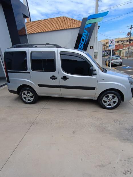 FIAT Doblo 1.8 16V 4P FLEX ESSENCE 7 LUGARES, Foto 3