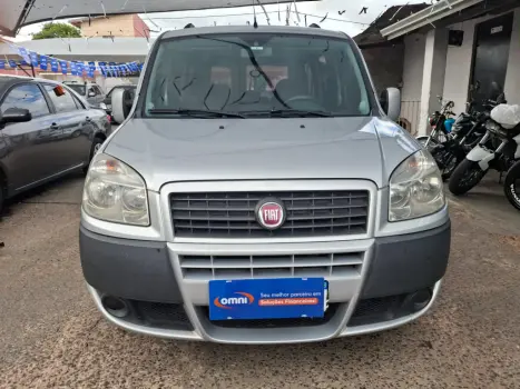 FIAT Doblo 1.8 16V 4P FLEX ESSENCE 7 LUGARES, Foto 8